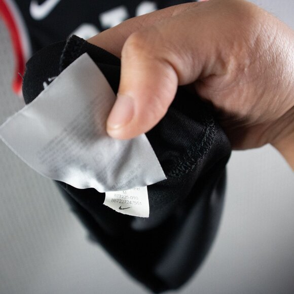 Nike Toronto Raptors Lowry #7 Jersey - Picture 8 of 8